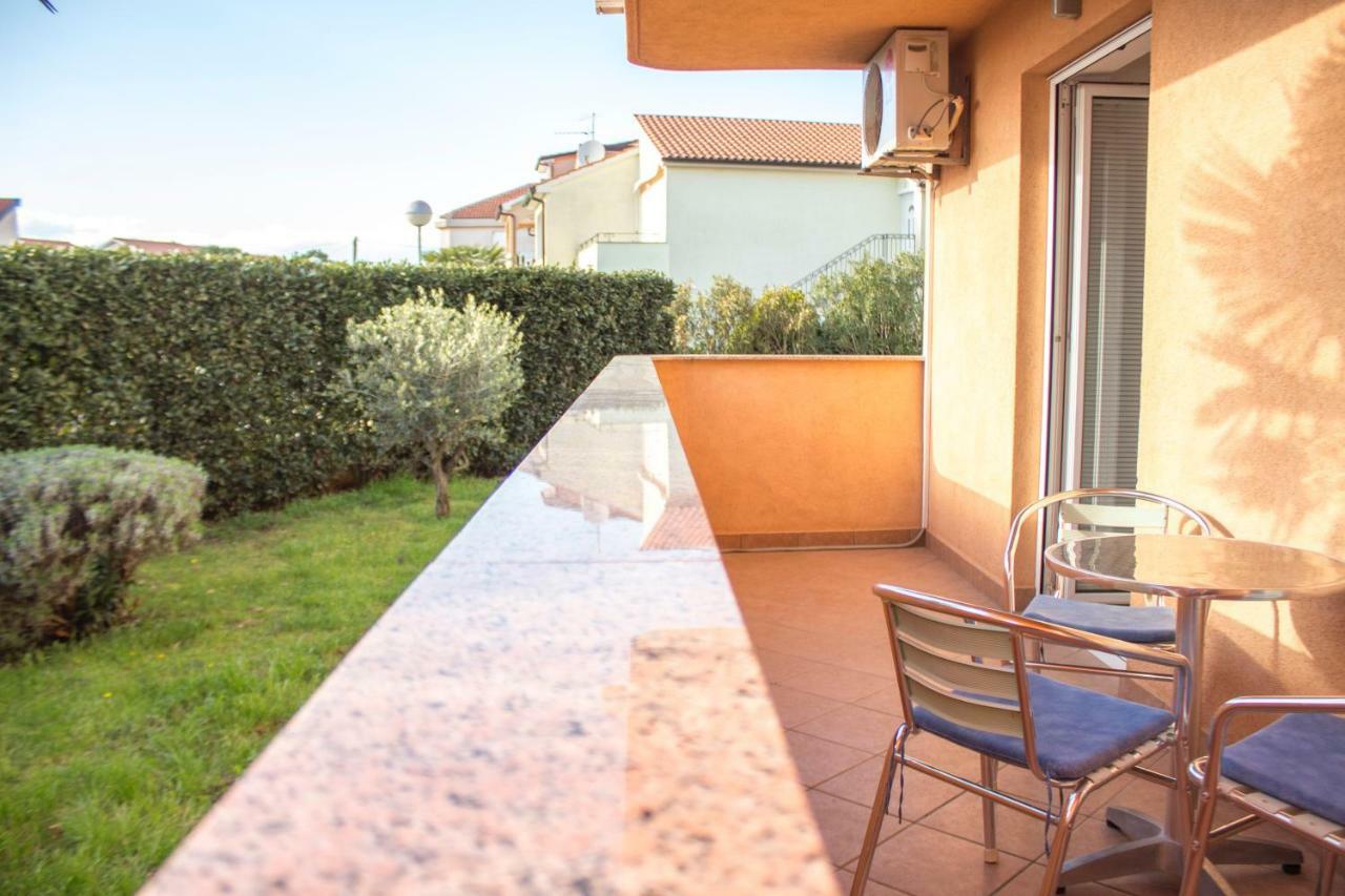 Malinska - Apartment Glavas Exterior photo